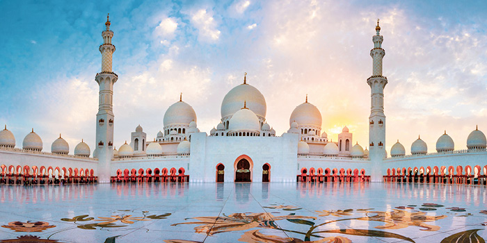 Abu Dhabi Sheikh Zayed Mosque Half-Day Tour from Dubai by Ocean Air