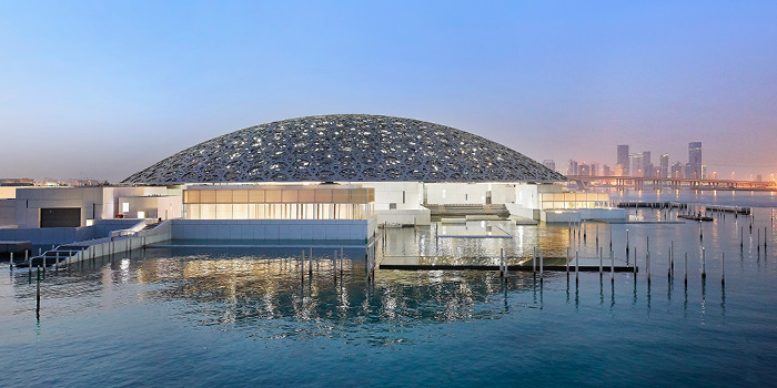 From Dubai: Grand Mosque & Louvre Museum Abu Dhabi Tour by Ocean Air